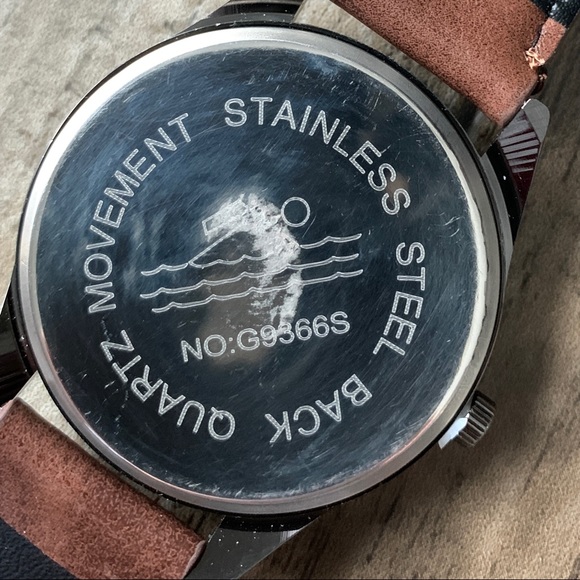 Watch - Picture 13 of 14